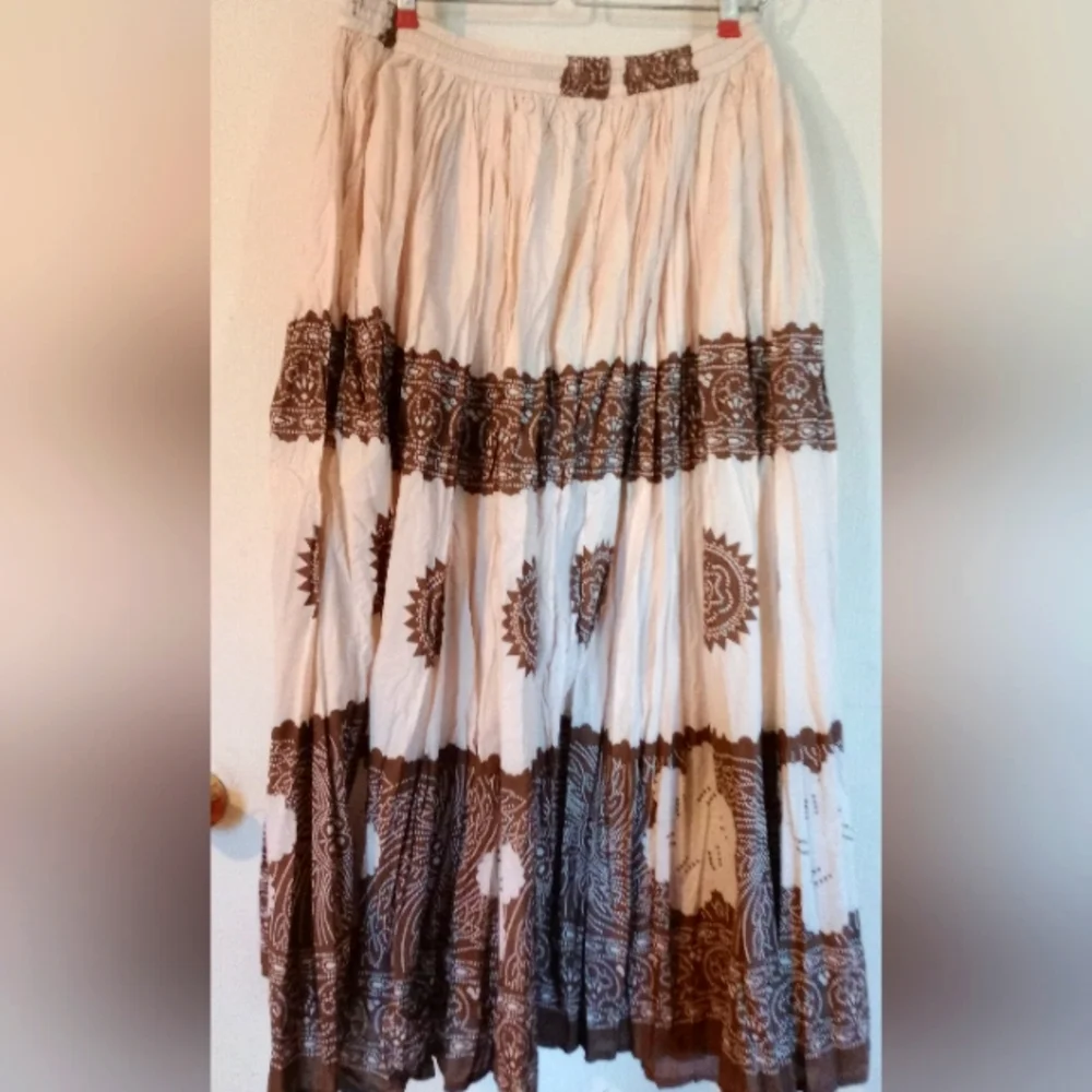 VERANISI Circle Skirt Sz. M Made in India 100 %‎ Cotton Brown & Tan - Picture 9 of 9